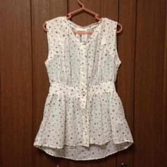 おまとめ買いセール中★星柄がかわいいお洋服のサムネイル