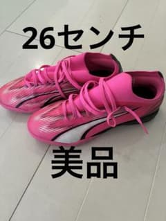 PUMA サッカー トレーニングシューズ ピンクのサムネイル