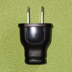 コンセントプラグ型 充電器 5V1A USB TypeAのサムネイル