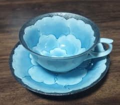 有田焼・文山窯の「プラチナ牡丹」コーヒーカップ&ソーサー(ブルー)のサムネイル