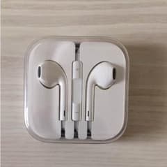 iPhone イヤホンのサムネイル
