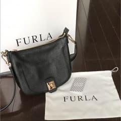 【美品】FURLA 一度使用のみ 2way バッグ ブラックのサムネイル