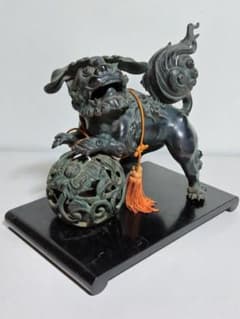 A【玉石彫刻】獅子置物 彫像 飾り物 台座付 16cm×12cm アンティーク風 唐 獅子・玉乗り獅子 置物 台座付き アンティーク - メルカリ