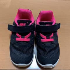 【専用】NIKE ナイキ スニーカーのサムネイル