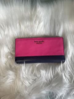 kate spade 財布のサムネイル