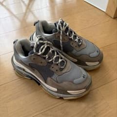 コキンちゃん 　BALENCIAGA Triple S コキンちゃん 様専用 BALENCIAGA Triple S - メルカリ