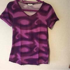 ムラサキ、迷彩ぽいＴシャツのサムネイル