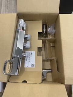 浴室水栓　LIXIL  シャワーヘッド付きのサムネイル