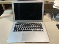MacBook Air 13inch, 2017のサムネイル