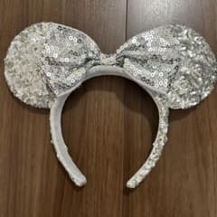 【即日発送可能】ディズニーカチューシャ　スパンコール　シルバーのサムネイル