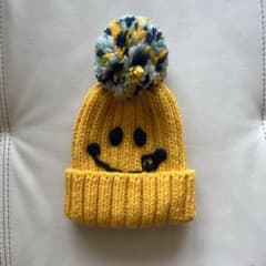 美品★ビームス ミニ にこちゃん★ ニット帽のサムネイル