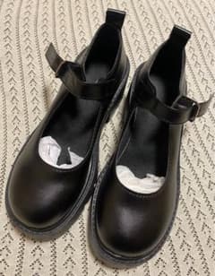 おでこ パンプス 革靴 ロリータのサムネイル