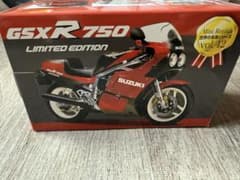 5日まで値下げ！レッドバロン限定 世界の名車シリーズvol42 GSX-R750のサムネイル