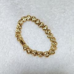 美品★NINA RICCI ゴールドカラー ハートモチーフ ブレスレット