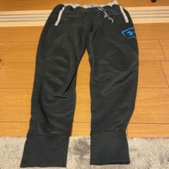 アンダーアーマー　スウェットパンツのサムネイル