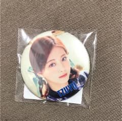 TWICE 缶バッジ ツウィのサムネイル
