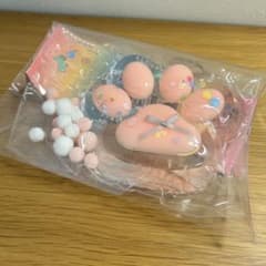 【新品】PINCH FAMILY スクイーズ ピンク キラキラ 肉球プレゼントのサムネイル