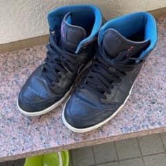 NIKE ジョーダン　1のサムネイル