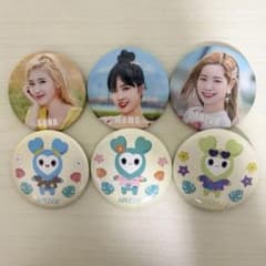 TWICE 缶バッジ アクリルキーホルダー セット - メルカリ
