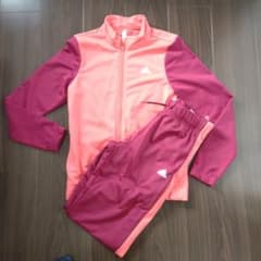 adidas　ジャージセットアップ　160サイズのサムネイル