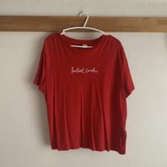 レッド Tシャツのサムネイル