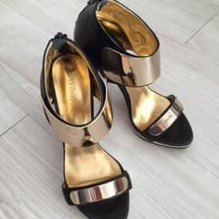 MURUA サンダル ハイヒール ゴールドのサムネイル
