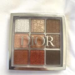 Dior Backstage 001 Nude Essentials アイシャドのサムネイル