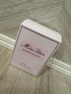 猫*様 Miss Dior Blooming Bouquet 50mlのサムネイル