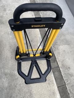 スタンレーカートのサムネイル