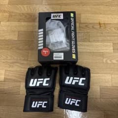 a*s様 UFC公式グローブSサイズ - メルカリ