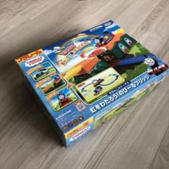 きかんしゃトーマス　虹をわたろう！のびーるブリッジのサムネイル