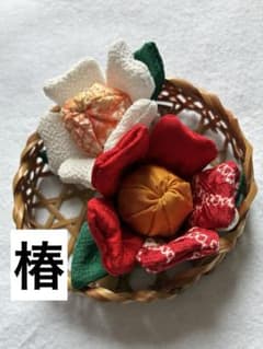 ちりめん細工「椿」2個セット② ちりめん細工「椿」2個セット② - メルカリ