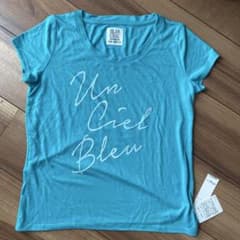 BLANC CHIC 水色 Tシャツ Sサイズのサムネイル