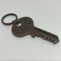YUKI キーホルダー【非売品】2011年 鍵型 YUKIWEB.NET YUKI キーホルダー【非売品】2011年 鍵型 YUKIWEB.NET - メルカリ