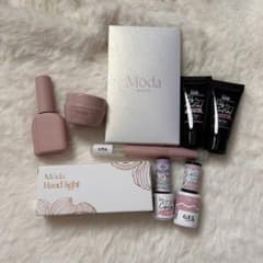 Moda ネイルケアセット ピンク系のサムネイル