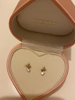 THE KISS ピンクゴールド　ピアス　K10のサムネイル