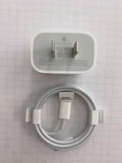 iPhone 11の付属品充電器セットのサムネイル