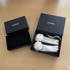 CHANEL シャネル 箱　空箱　ギフトボックス　リボン　カメリア付き　純正 CHANEL ギフトボックス 空箱 カメリアリボン 付き - メルカリ