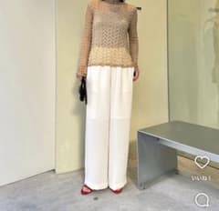 STUNNING LURE オフホワイト ワイドパンツ　ソリッドギャザーパンツのサムネイル
