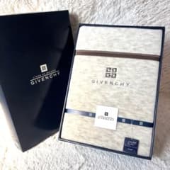 【新品保管品】GIVENCHY ソフトタッチ敷毛布 140×240 ジバンシィ 新品】GIVENCHY ソフトタッチ敷毛布 140×240 ジバンシィ ロゴ - メルカリ