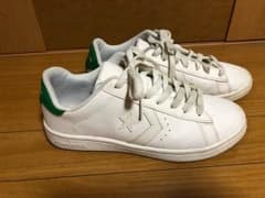 スニーカーのサムネイル