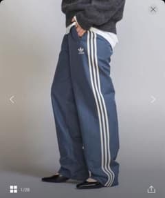 UNITED ARROWS別注adidas Originalsトラックパンツのサムネイル