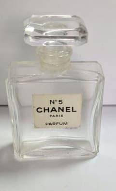 CHANEL N°5 PARFUMの【7.5ml空き瓶】 - メルカリ