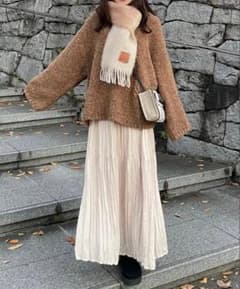 hinari ブークレ透かし編みデザインニット　ブラウンのサムネイル