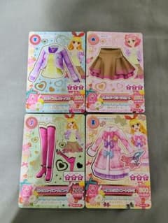 アイカツカード キュートタイプ 4枚セット - メルカリ