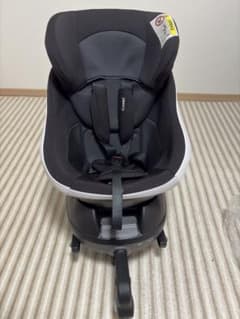 コンビ クルムーヴ スマート ISOFIX シリーズ チャイルドシートのサムネイル