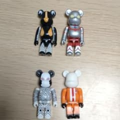 ベアブリック　ウルトラマンセットのサムネイル