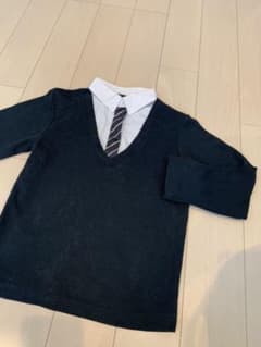 【とってぃ様専用】男児フォーマル 風カットソー　120のサムネイル
