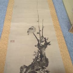 紅梅鳩図 掛軸 武蔵筆 - メルカリ