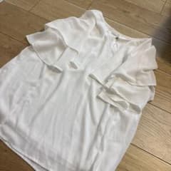 【美品】Honeys 半袖ブラウスのサムネイル